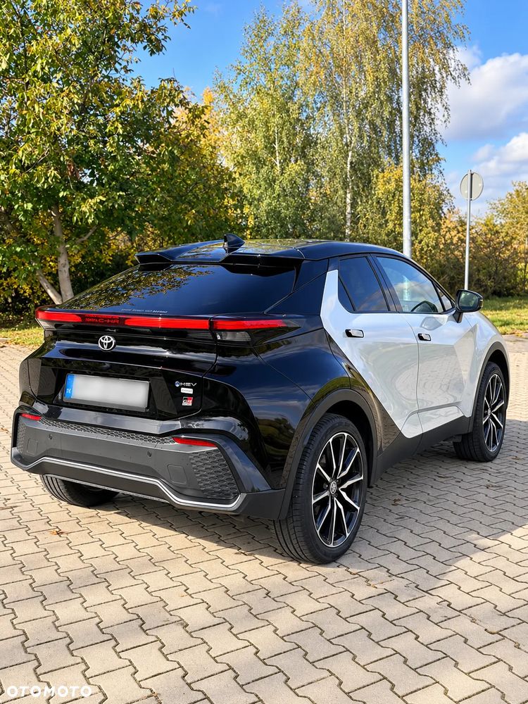 Toyota C-Hr 2023 photo 4