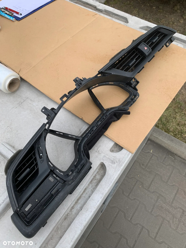 Obudowa ramka licznika Honda Civic X USA