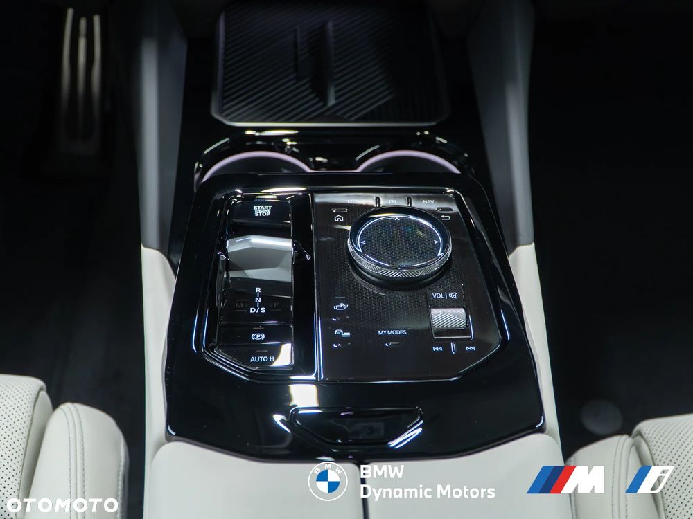 BMW Seria 5 530e xDrive PHEV M Sport - 29