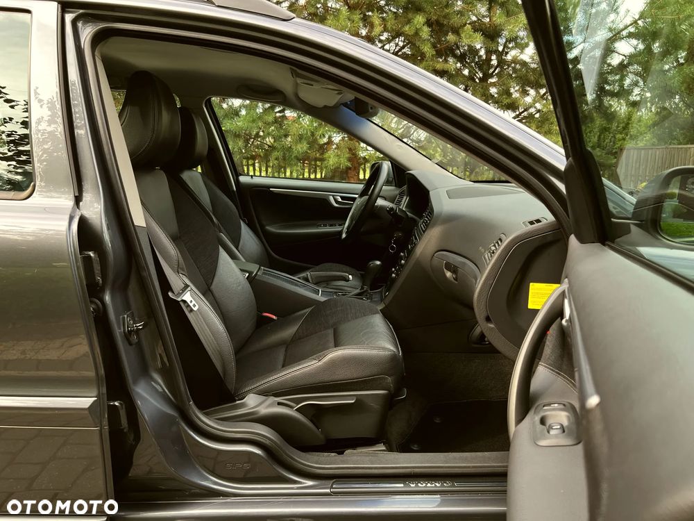Volvo V70 2.4 Summum - 25