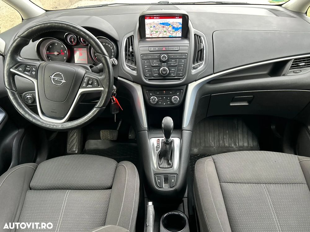 Opel Zafira Tourer 2.0 CDTI Automatik Business Innovation - 9