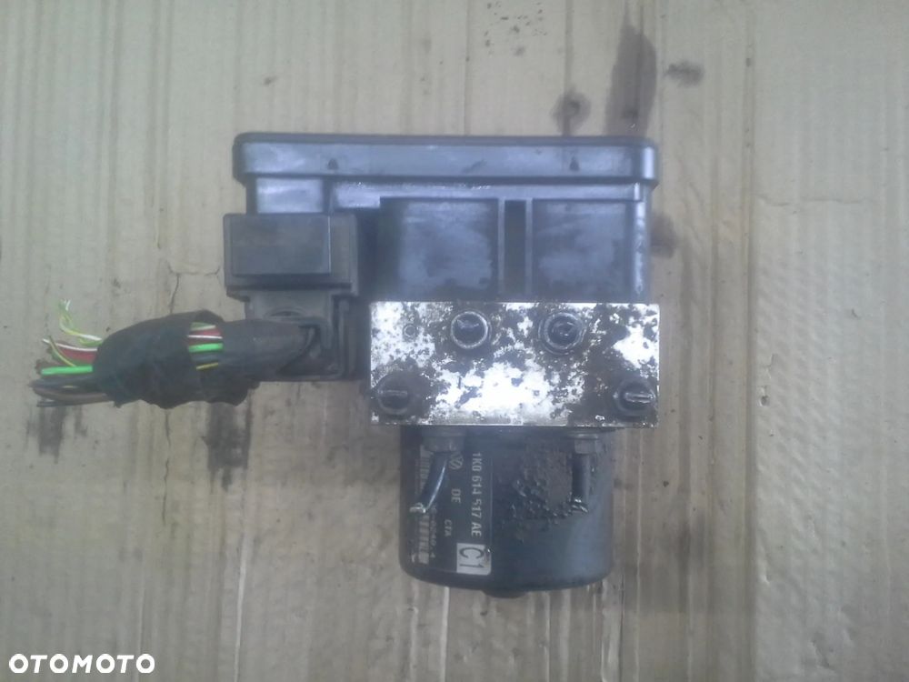 Audi A3 8P Volkswagen Touran pompa hamulcowa abs 1K0614517AE  1K0907379AC plus wtyczka z wiązką - 16