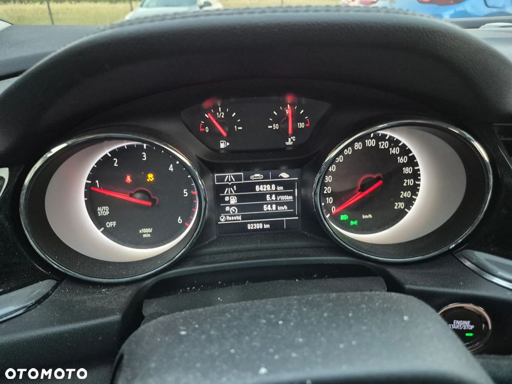 Opel Insignia - 18