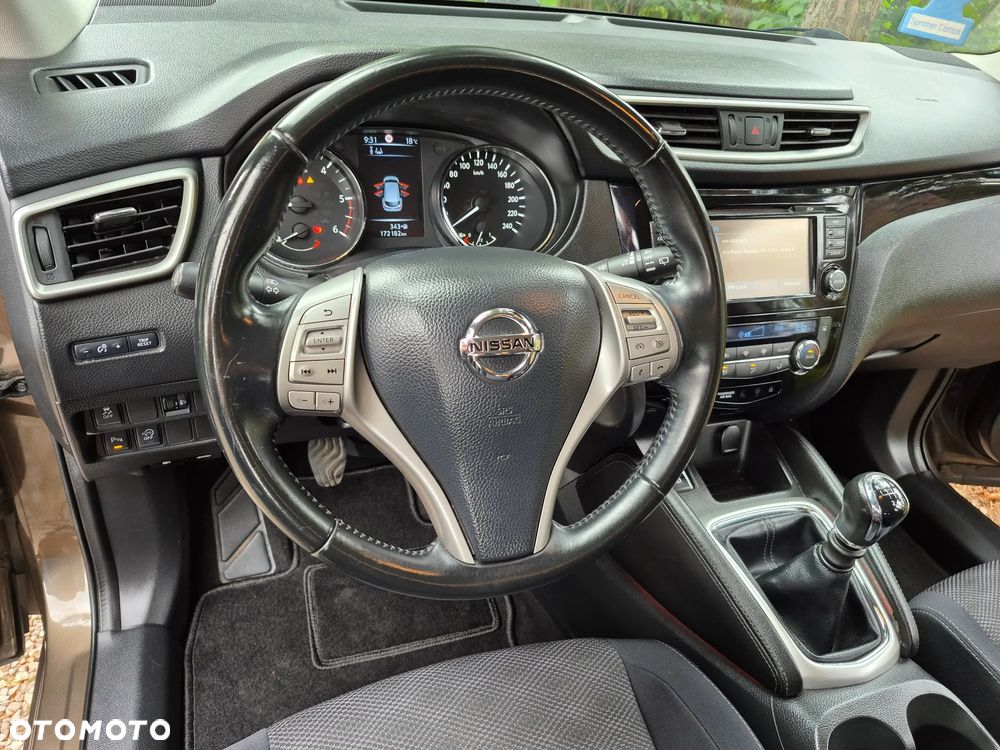 Nissan Qashqai 1.6 dCi DPF acenta - 21