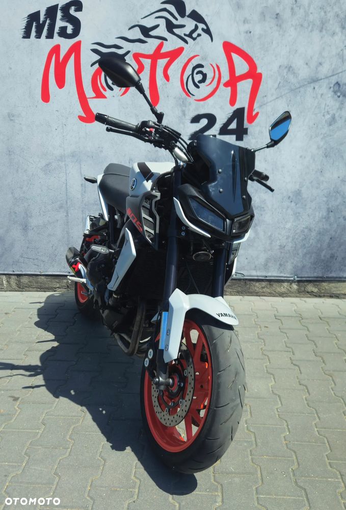 Yamaha MT - 3