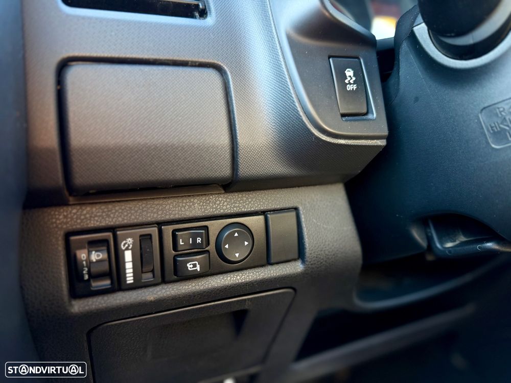 Isuzu D-Max 4x4 Cabine Dupla Premium - 8