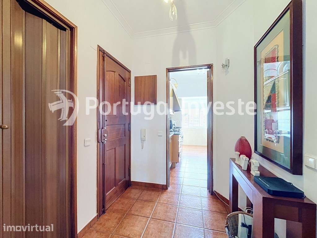 Apartamento de 4 Assoalhadas no Centro da Cova da Piedade - Almada - Grande imagem: 2/27