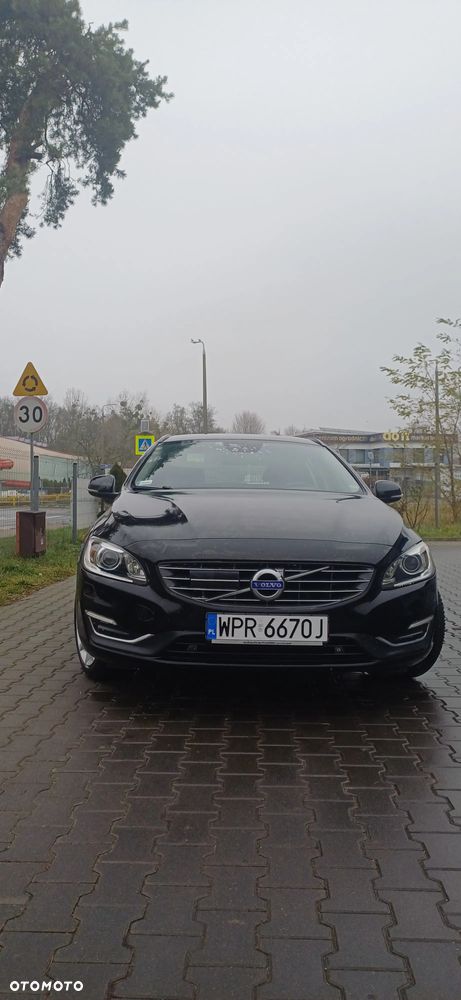 Volvo V60 D4 Summum - 26