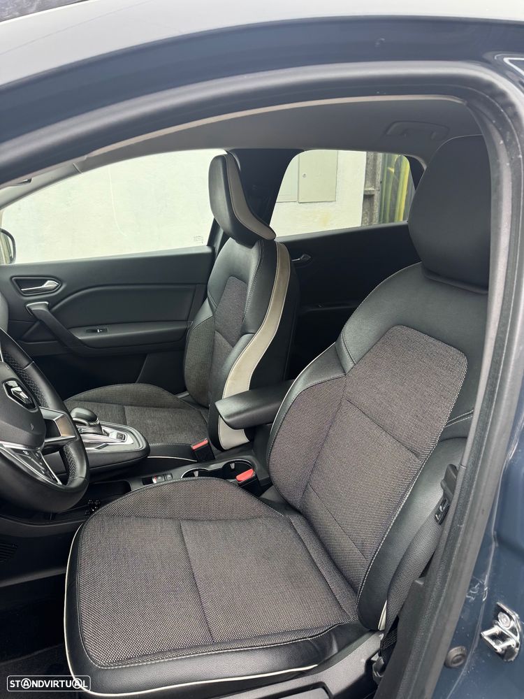 Renault Captur 1.6 E-Tech Full Hybrid Techno - 11