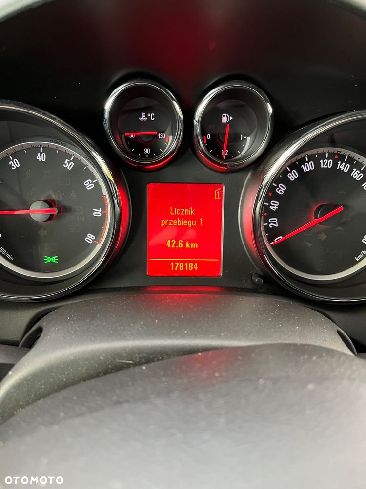 Opel Astra 1.4 Turbo Edition - 5