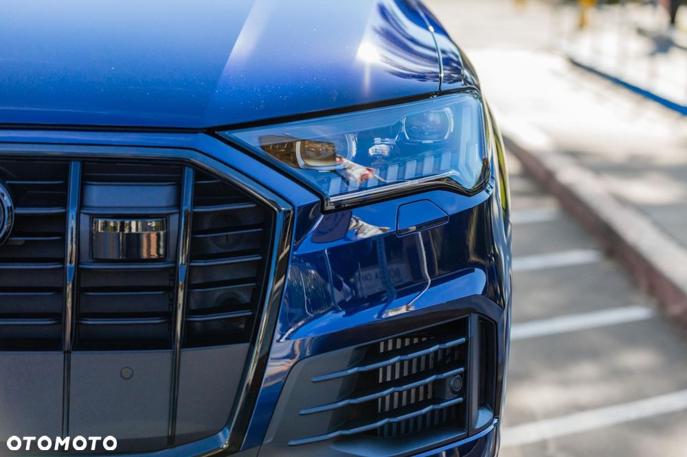 Audi Q7 - 7
