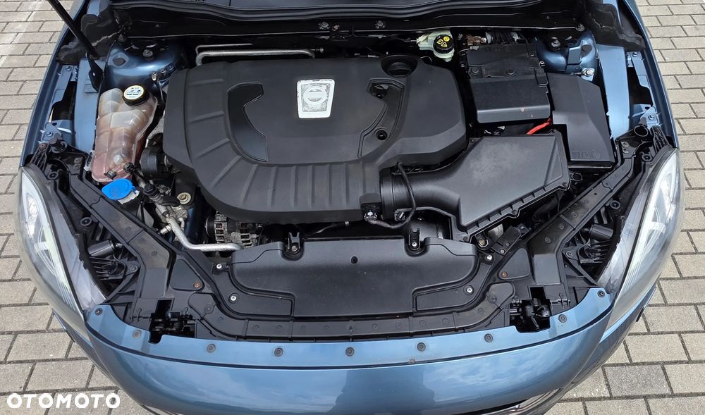 Volvo V40 D3 Momentum - 29