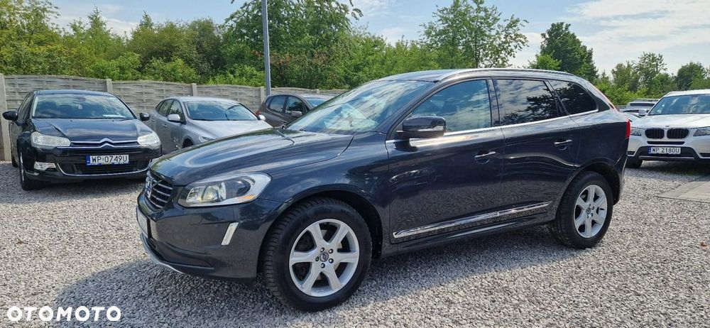 Volvo XC 60 D5 AWD Geartronic Summum - 2