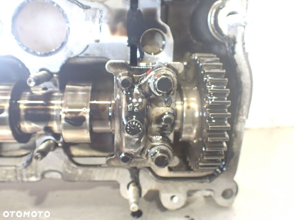 GŁOWICA KPL. NISSAN QASHQAI I 2.0 - 9