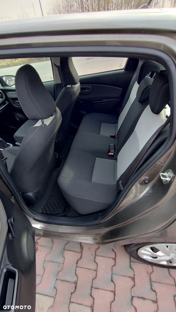 Toyota Yaris - 11