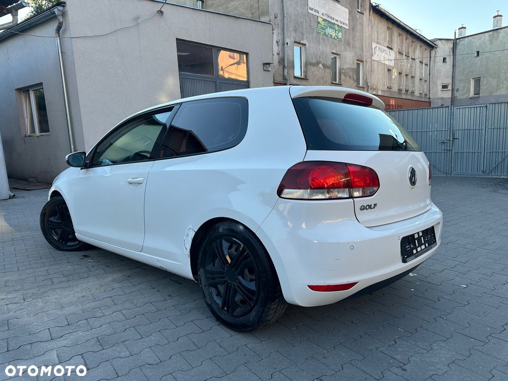 Volkswagen Golf V 1.4 Comfortline - 4