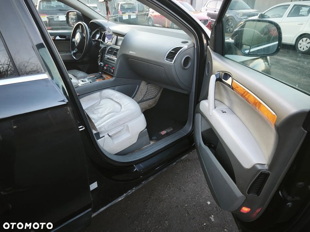 Audi Q7 - 5