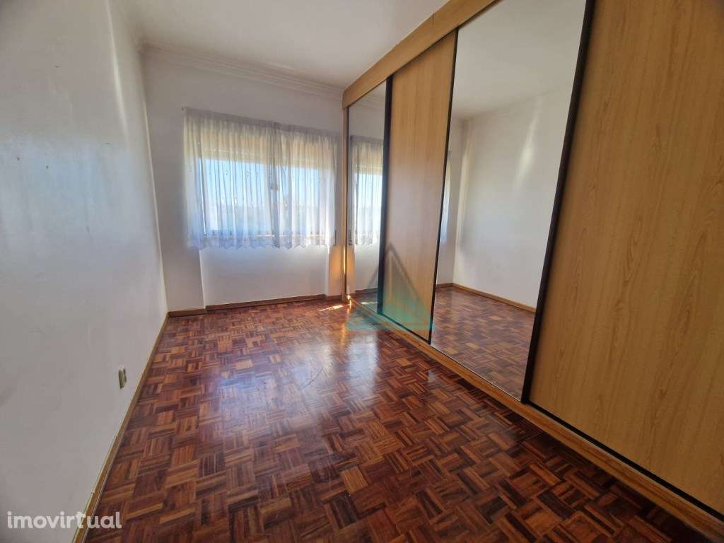 ARRENDAMENTO T3 localizado nas Paivas, 4º ANDAR em prédio com elevador - Grande imagem: 5/21