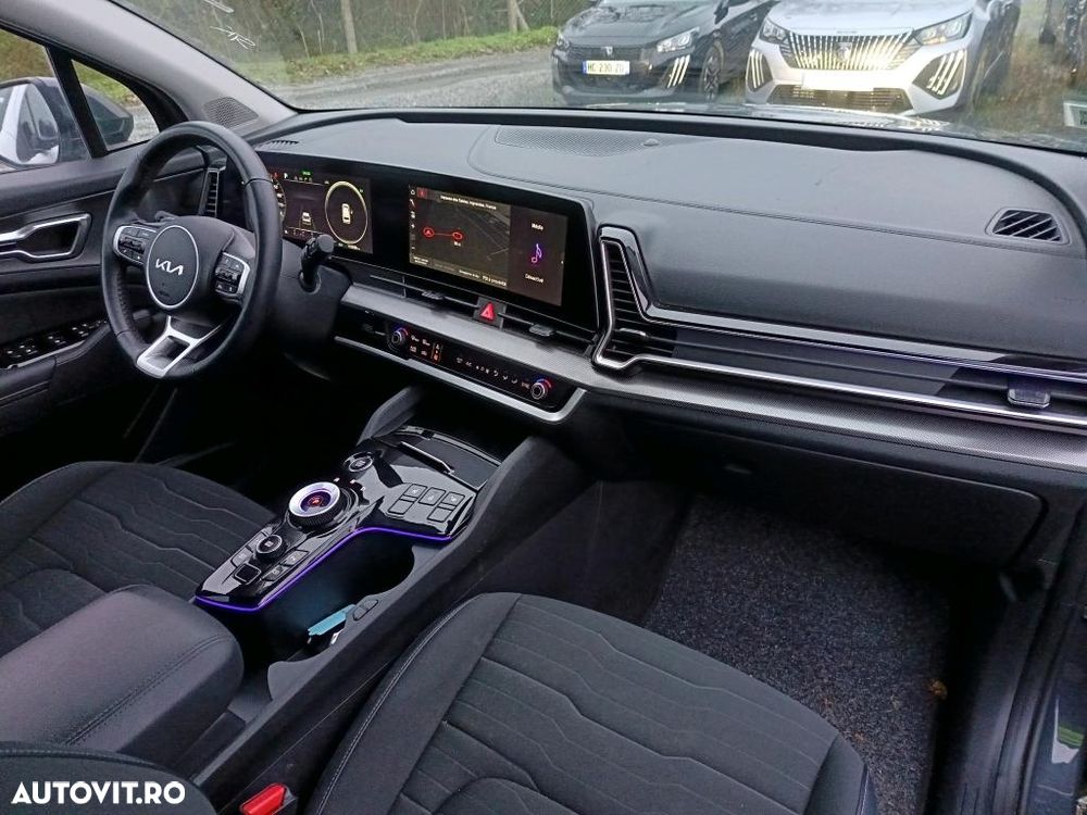 Kia Sportage 1.6 T-GDI HEV 6AT 4x2 Style - 4