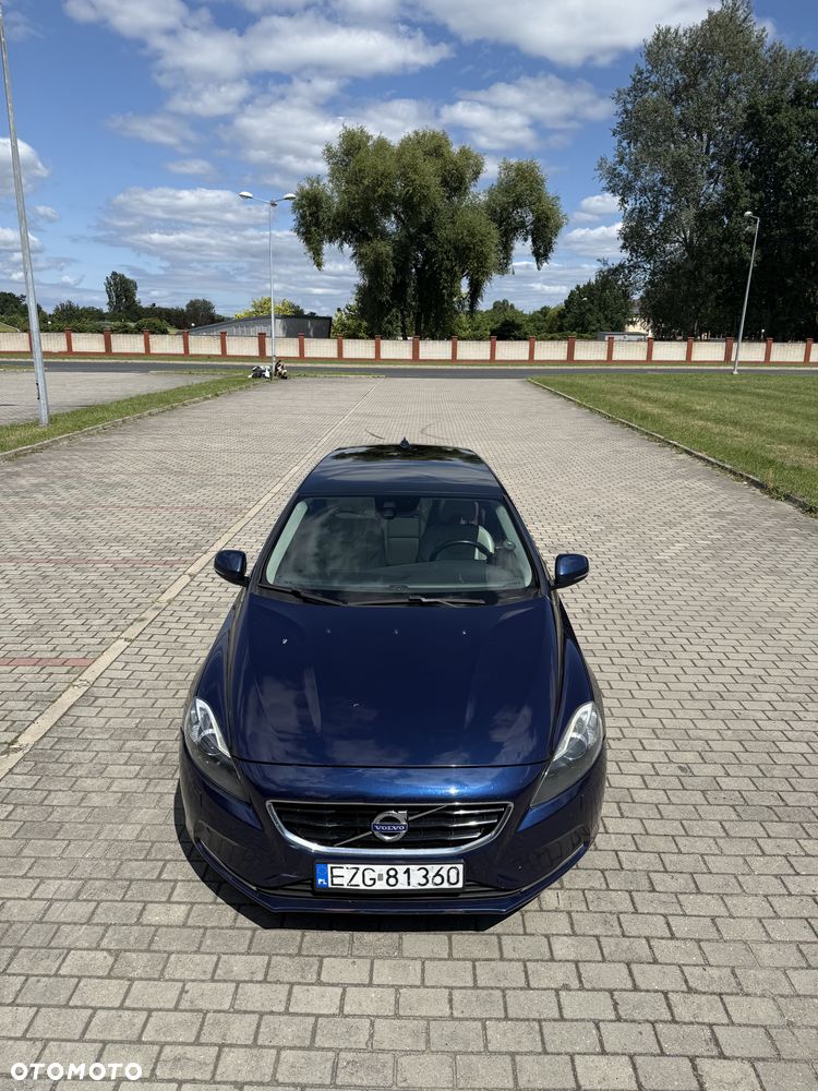 Volvo V40 D4 Ocean Race - 4