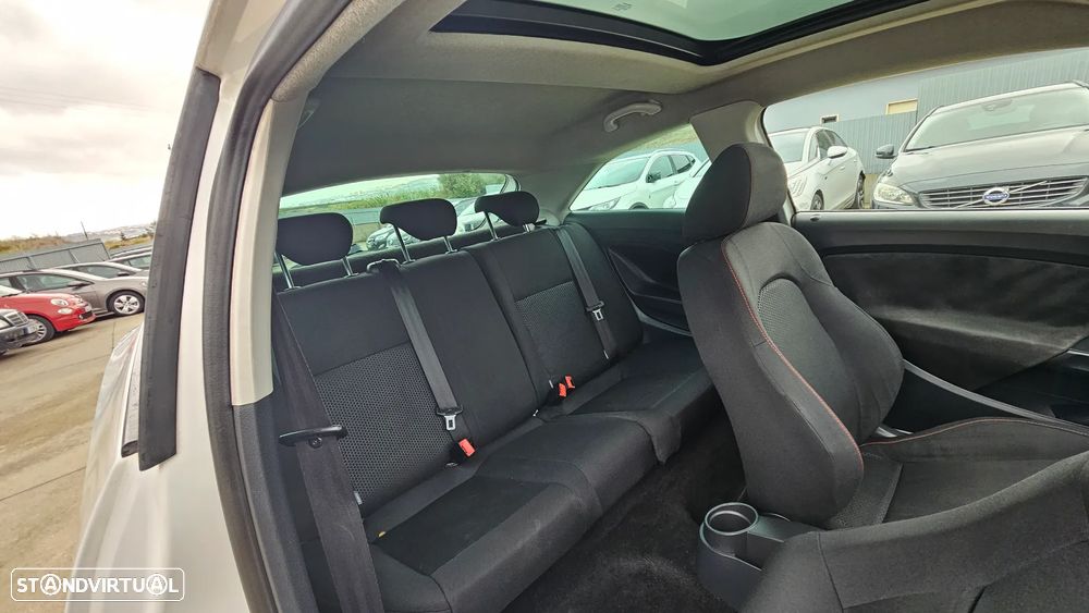 SEAT Ibiza SC 1.6 TDi FR - 26