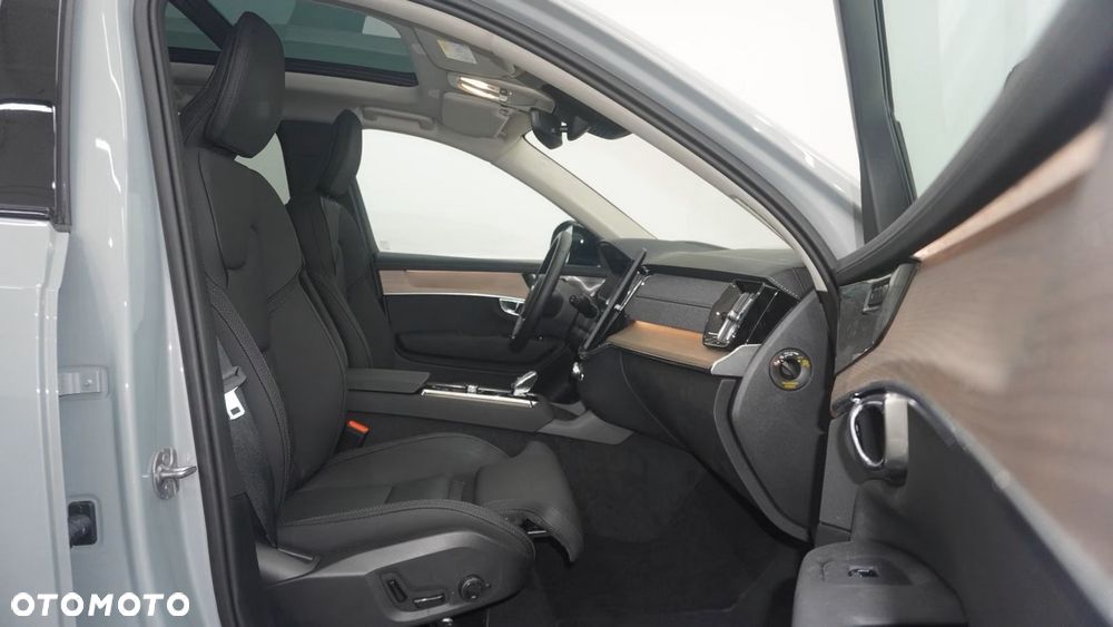 Volvo XC 90 T8 AWD Recharge Plus Dark - 35