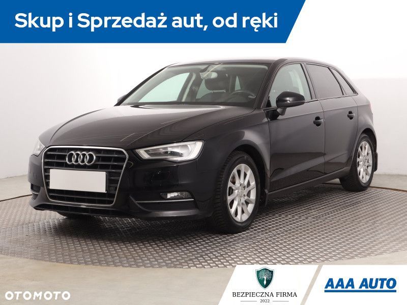 Audi A3 Sportback - 3