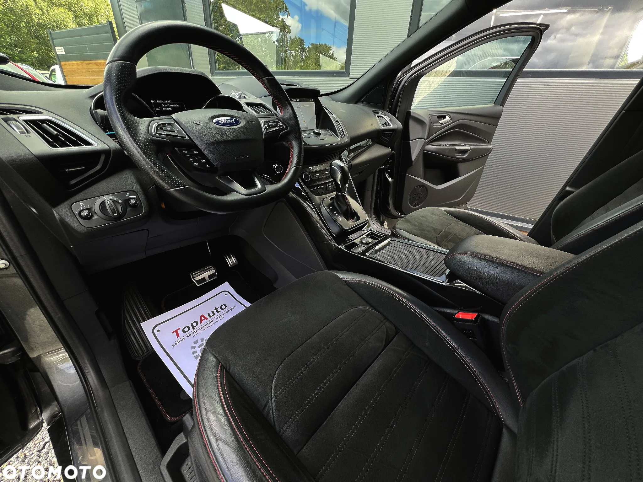 Ford Kuga 2.0 TDCi 2x4 ST-Line - 19