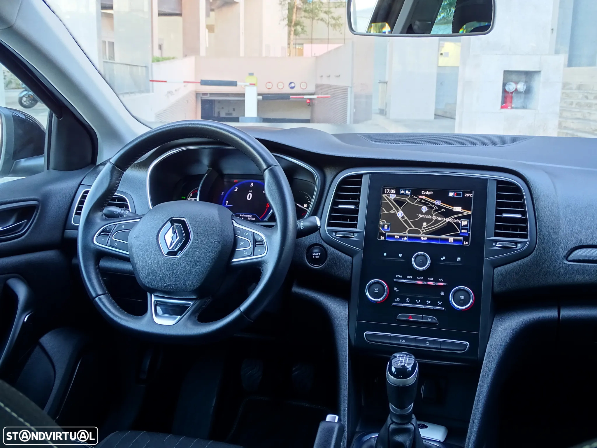 Renault Mégane Sport Tourer 1.5 Blue dCi Limited - 24