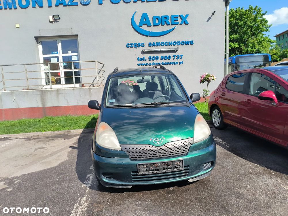 Klapa bagażnika tylna Toyota Yaris Verso - 8