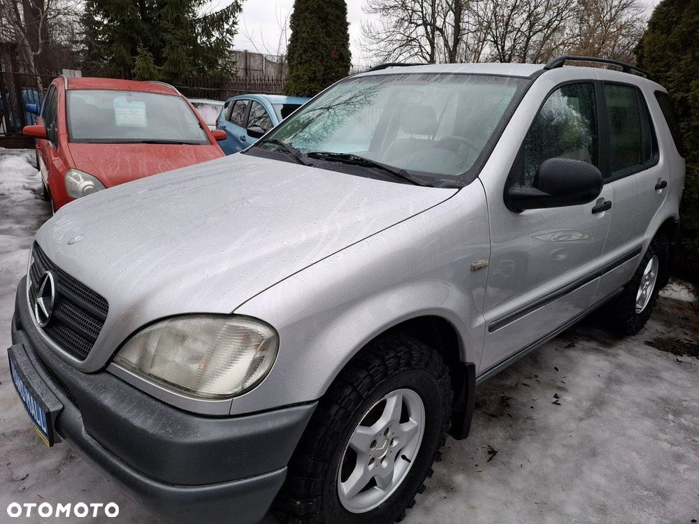 Mercedes-Benz ML 320 - 5