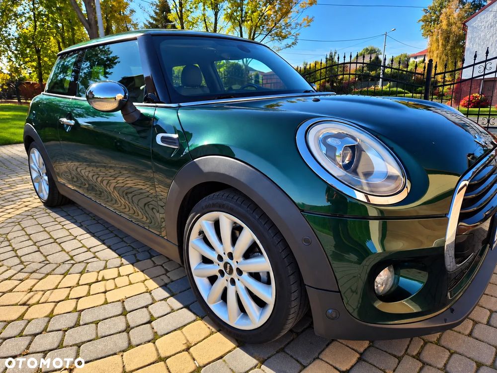 MINI Cooper Standard - 16