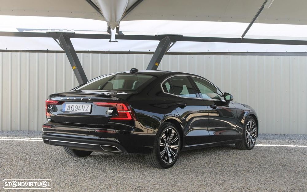 Volvo S60 2.0 T8 PHEV Inscription AWD - 4