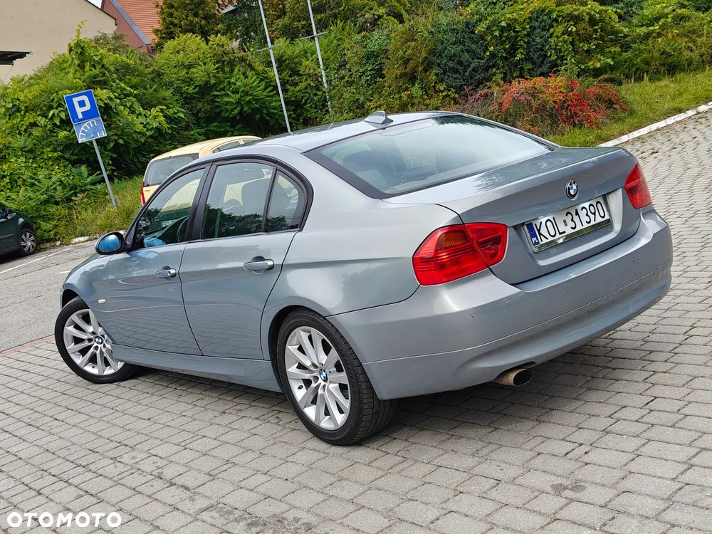 BMW Seria 5 520i - 3
