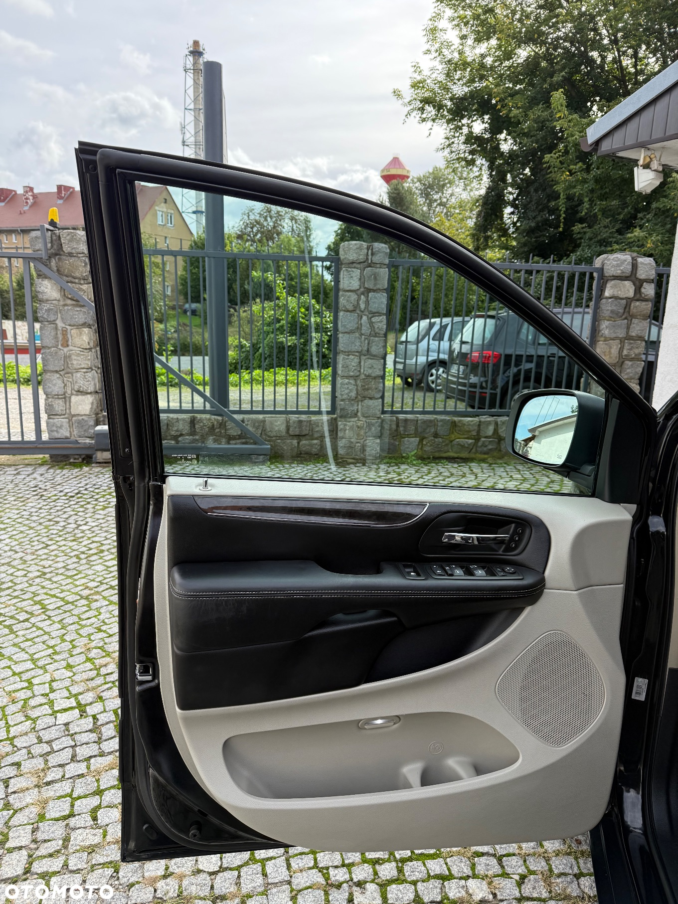 Lancia Voyager - 14