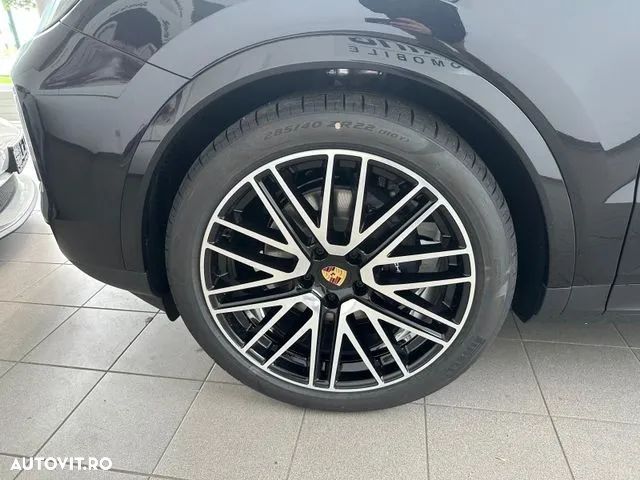 Porsche Cayenne Standard - 4