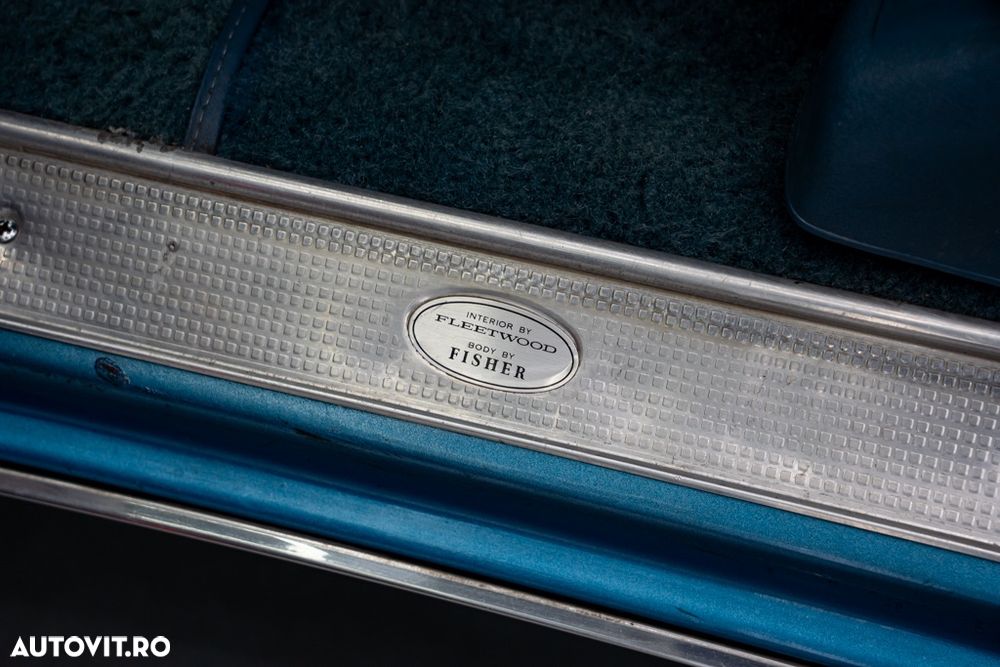 Cadillac Eldorado - 24