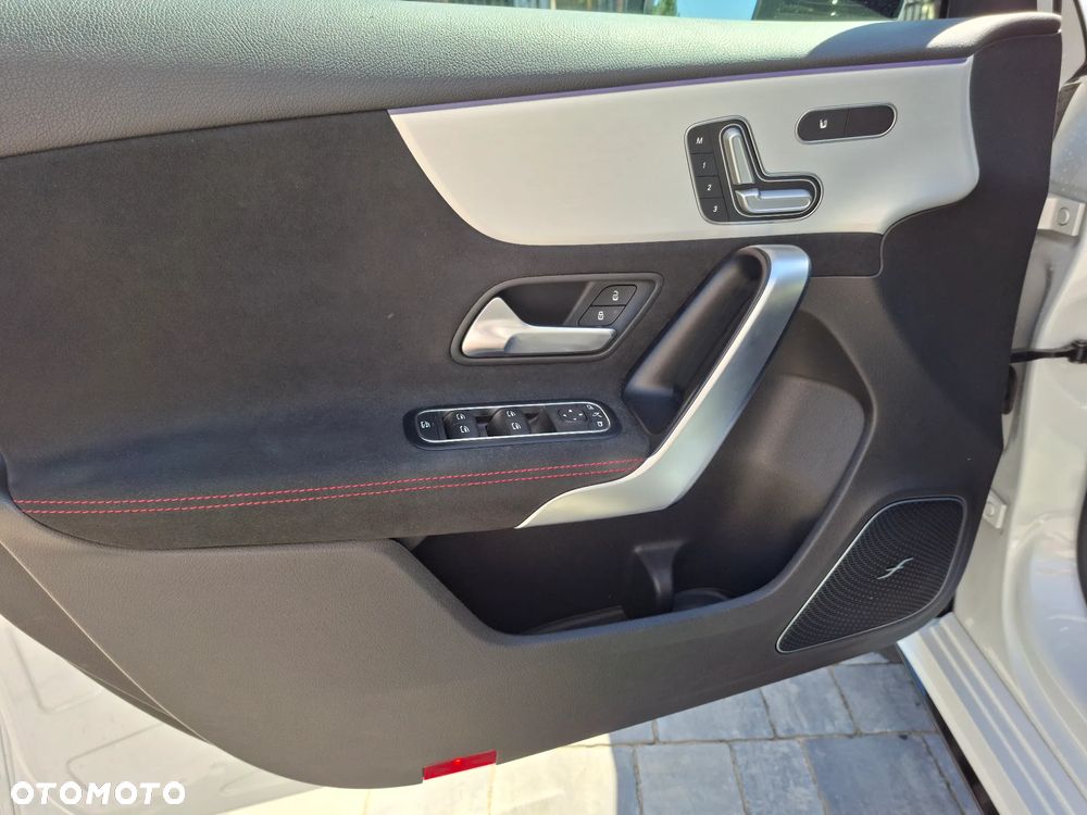 Mercedes-Benz Klasa A 45 S AMG 4-Matic 8G-DCT - 14