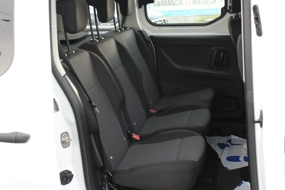 Toyota Proace City - 24