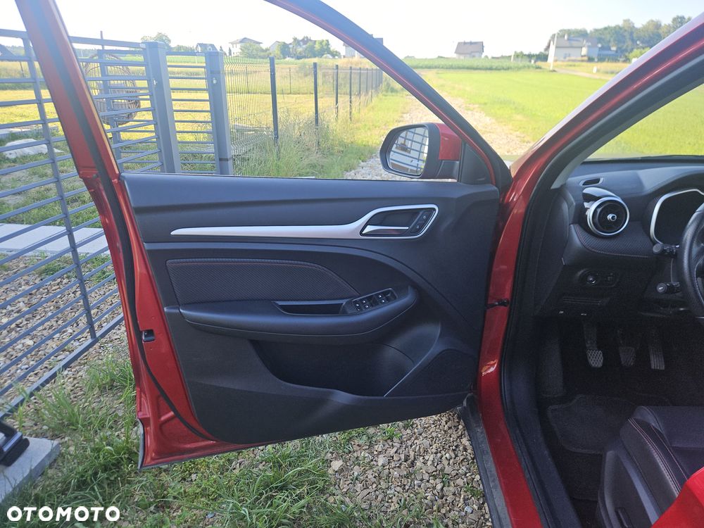 MG ZS 1.0 T-GDI Exclusive - 12