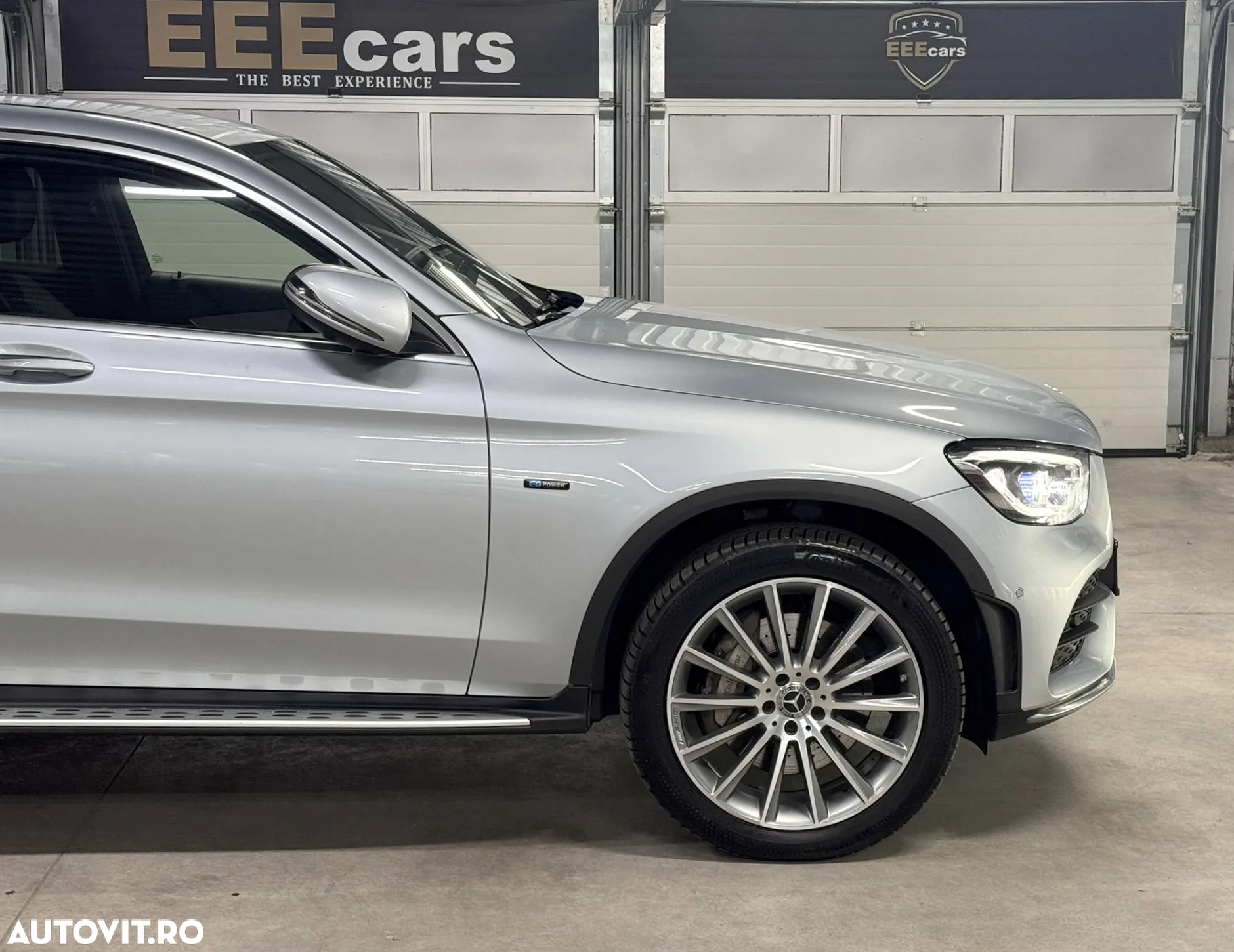 Mercedes-Benz GLC Coupe 300 de 4Matic 9G-TRONIC AMG Line - 25