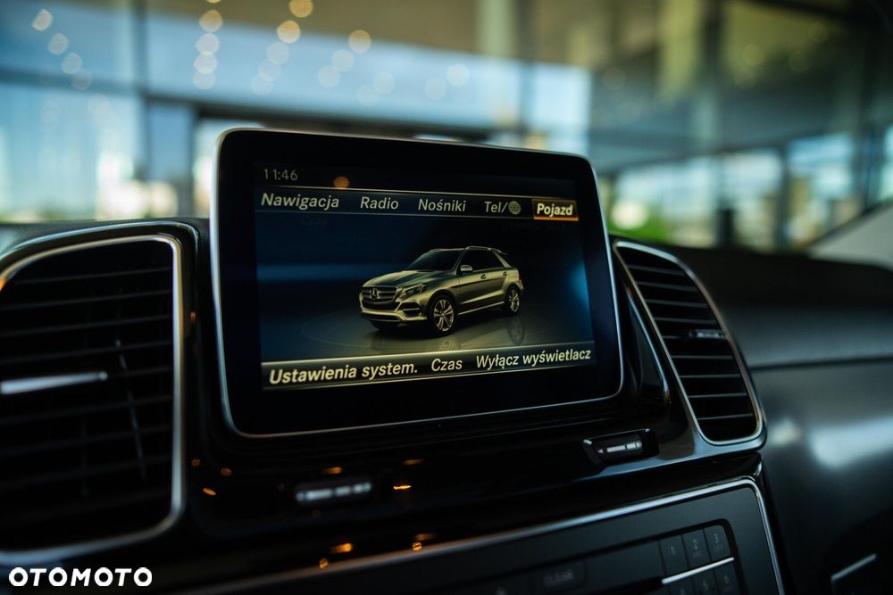 Mercedes-Benz GLE - 15