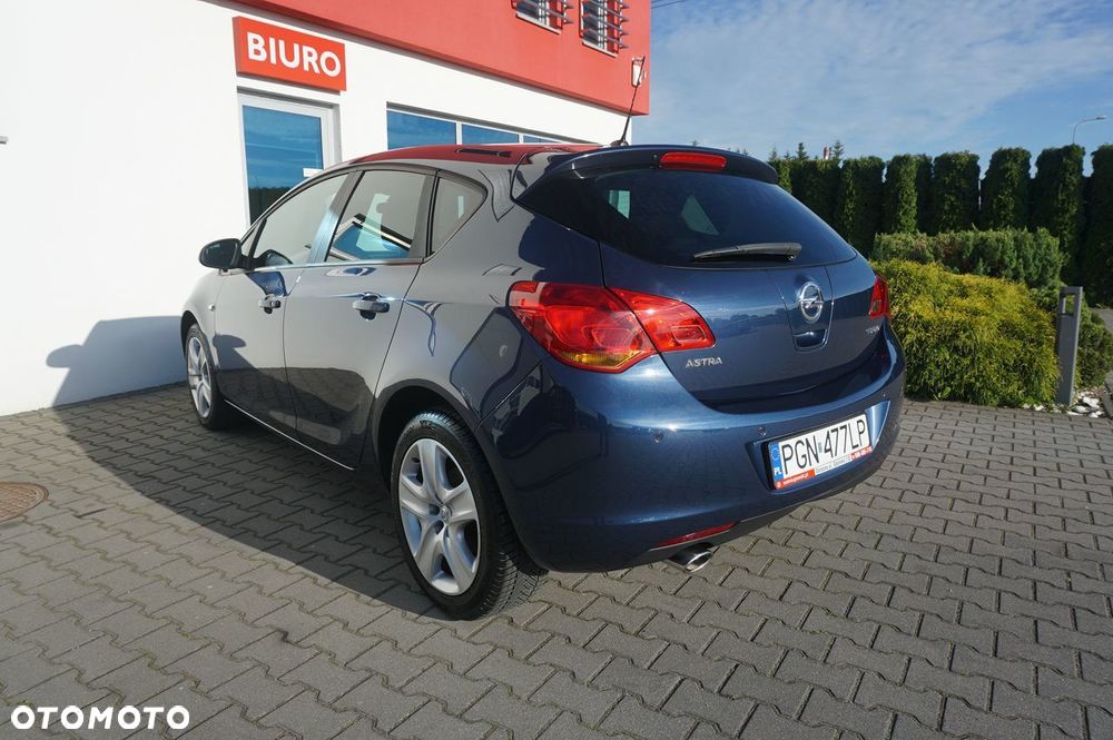 Opel Astra 1.4 T Enjoy S&S - 4