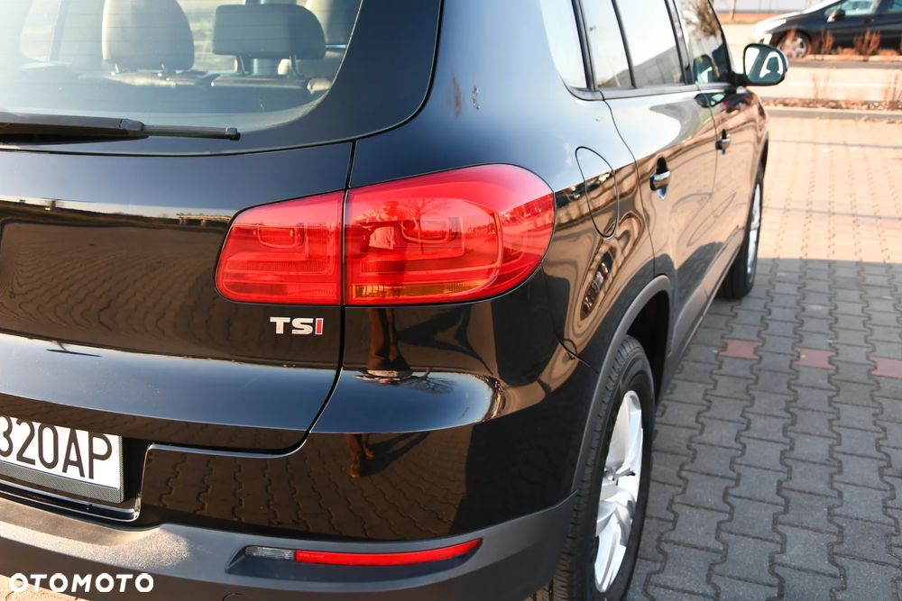 Volkswagen Tiguan - 11
