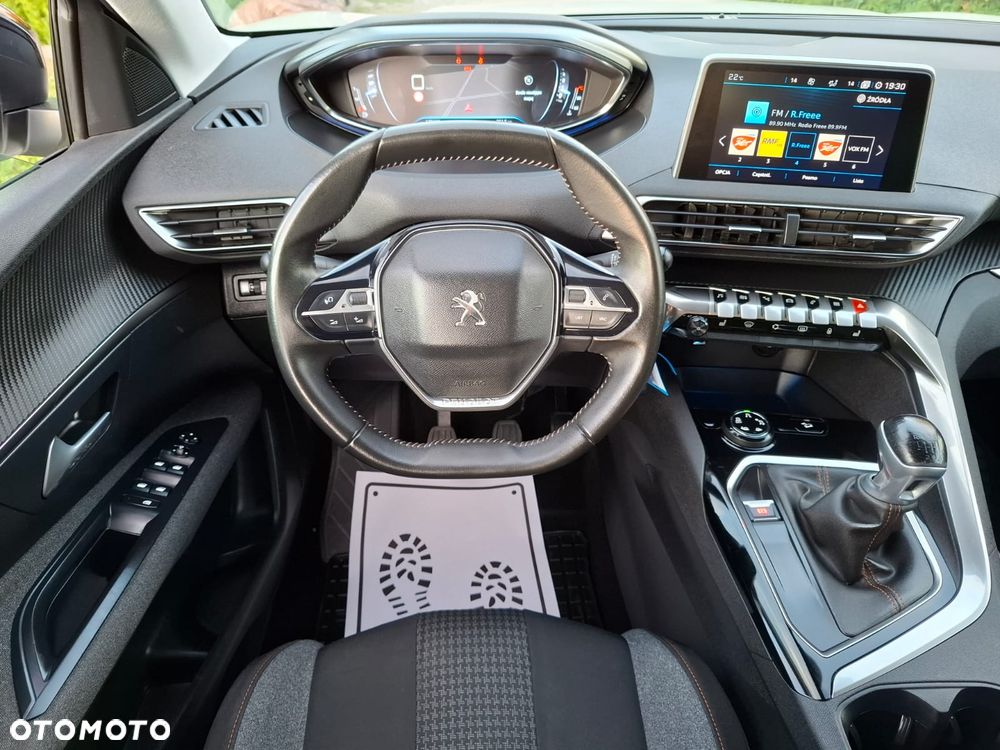 Peugeot 3008 1.5 BlueHDi Active S&S - 15