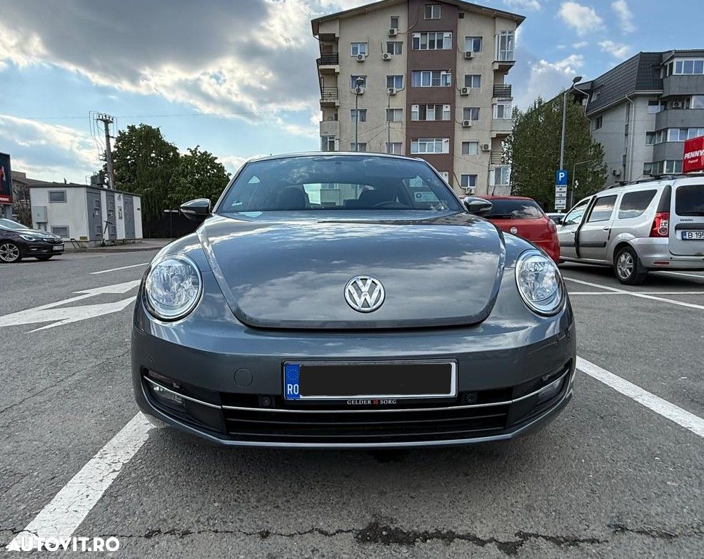 Volkswagen New Beetle - 1