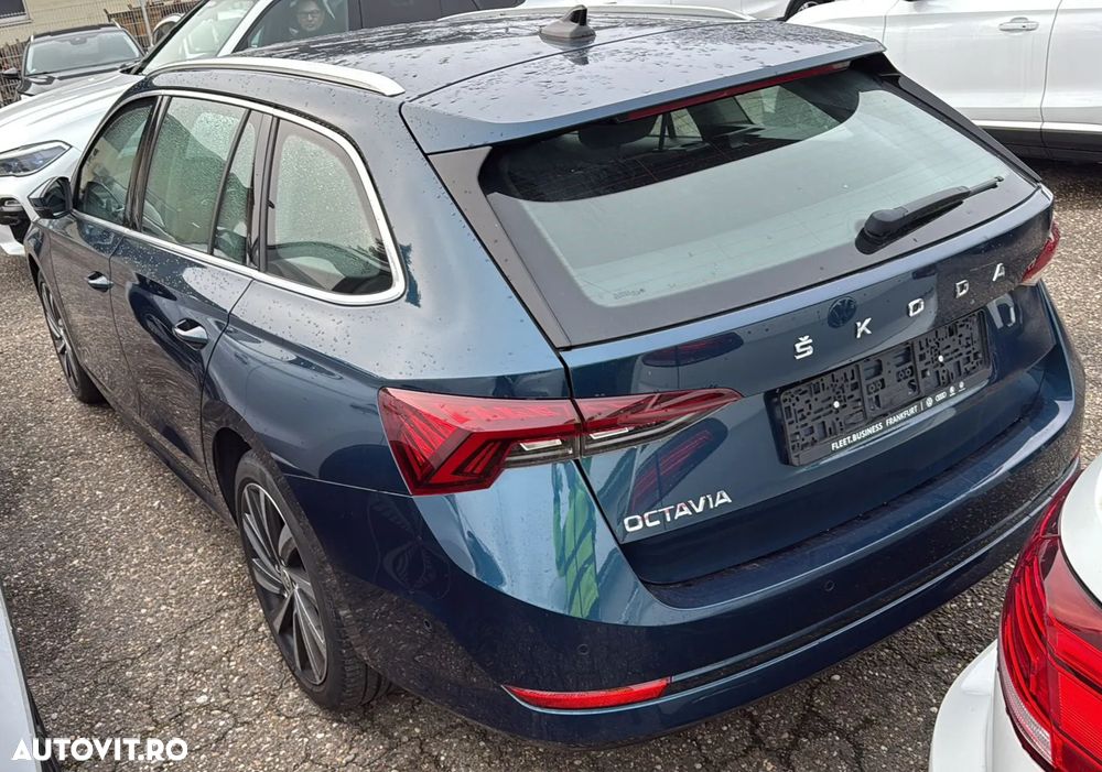 Skoda Octavia Combi 2.0 TDI (Green tec) DSG Style - 8