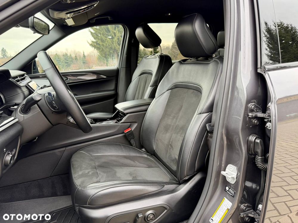 Jeep Grand Cherokee 3.6 V6 Pentastar 4WD Automatik Laredo - 13