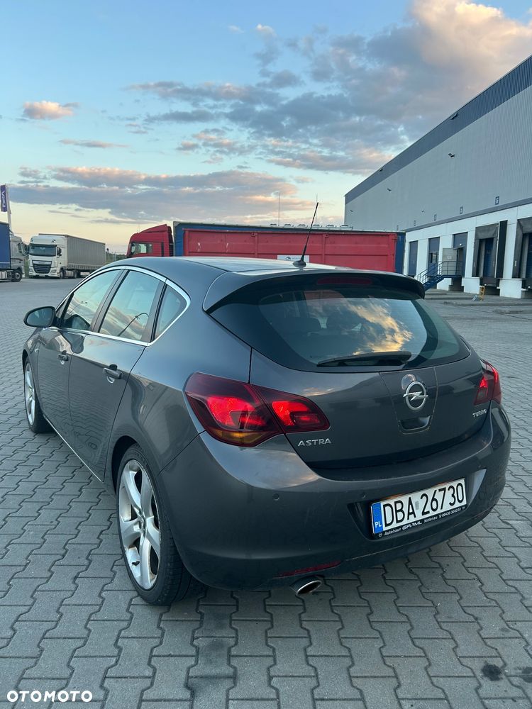 Opel Astra - 5