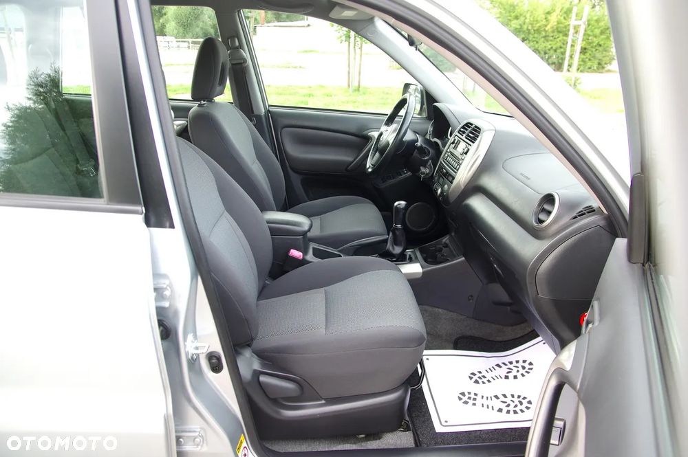 Toyota RAV4 4x4 Executive - 27